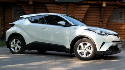 Toyota C-HR Hybrid 2020 модельного года