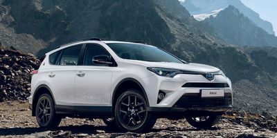 Юбилейная спецверсия Toyota RAV4 25th Anniversary